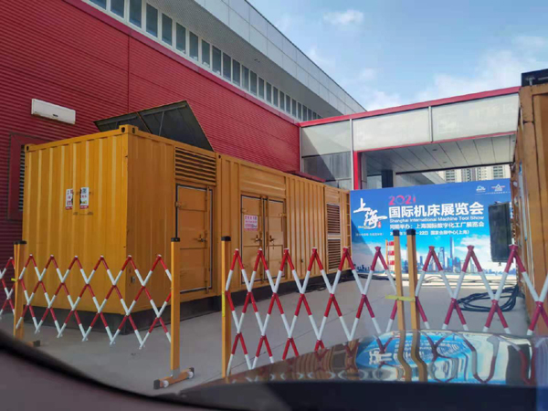 南阳发电车出租-发电机无电压或电压太低怎么办？