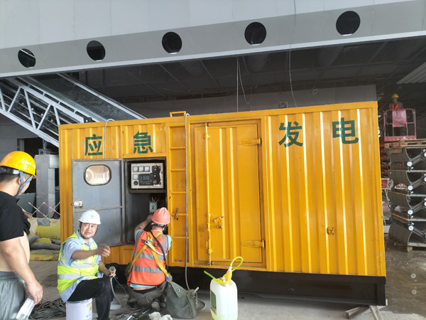 南阳怎样判断空气滤清器是否需要更换？