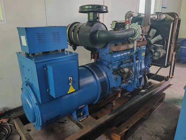 南阳100kW柴油发电机组使用多级机油有哪些优缺点？